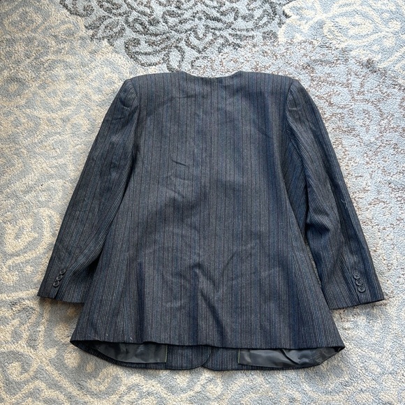 Vintage Gilmor Pinstripe Skirt Suit Set Gray 16 - Picture 13 of 15